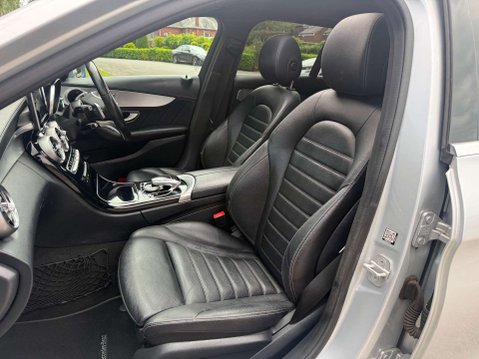 Mercedes-Benz C Class 2.1 C220 AMG Line Premium Bluetec Auto 5dr 12
