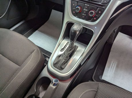 Vauxhall Astra 2.0 Astra SRi CDTi Auto 5dr 55