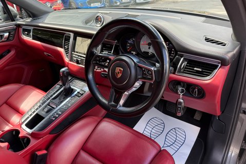 Porsche Macan D S PDK - £14K EXTRAS -AIR SUSPENSION -PDLS+ -BOSE -SIDE SKIRTS -ACC-CAMERA 13