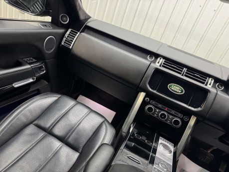 Land Rover Range Rover 3.0 Range Rover Autobiography SDV6 HEV Auto 4WD 5dr 44