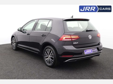 Volkswagen Golf 2.0 Golf SE Nav TDI BlueMotion Technology Semi-Auto 5dr 9