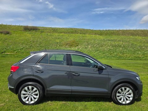 Volkswagen T-Roc 1.0 TSI SE Euro 6 (s/s) 5dr 12
