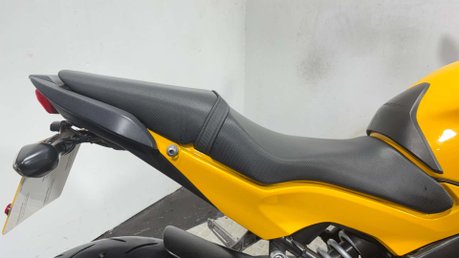 Honda CB 650 NAKED BIKE 2015 ONLY 10K MOT WARRANTY VERY CLEAN 650CC 38