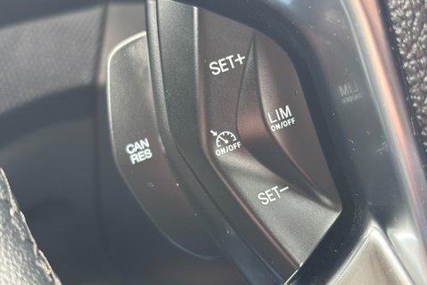 Ford Transit Connect 220 L1 Base 100 ps Tdci Panel Van - Air Con / Rear Camera 24