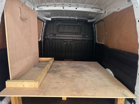 Vauxhall Combo 2300 1.5 SportIVE TD S/S 13
