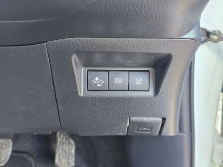 Toyota Yaris 1.5 VVT-h GR SPORT Hatchback 5dr Petrol Hybrid E-CVT Euro 6 (s/s) (100 ps) 36