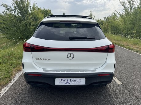 Mercedes-Benz EQA EQA 250+ AMG Line Premium Plus Auto Electric 70 KWH PAN ROOF/HEADS UP/VAT Q 31