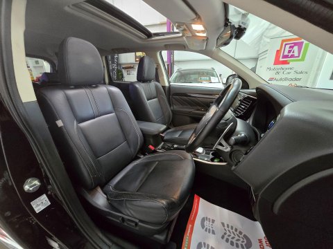 Mitsubishi Outlander 2.0h 12kWh GX4h CVT 4WD Euro 6 (s/s) 5dr 44