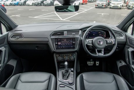 Volkswagen Tiguan R-LINE TDI 4MOTION DSG