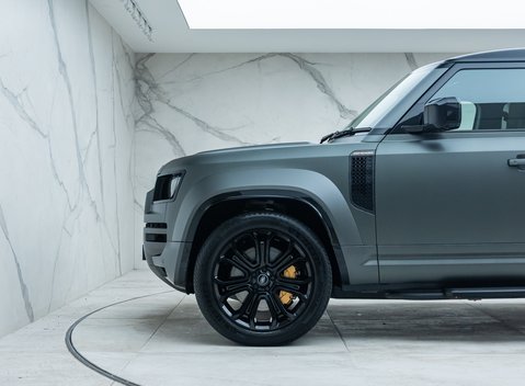 Land Rover Defender 110 OCTA EDITION ONE 42