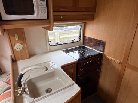 Auto-Trail Cheyenne 635 4 Berth Fiat Ducato LWB 2.8TD Chassis 17