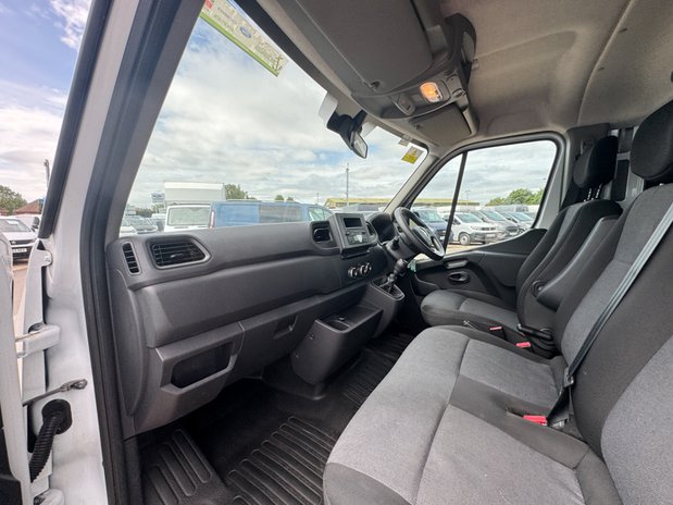 Renault Master Luton LWB L3 Business 350 Tail Lift EURO 6 13