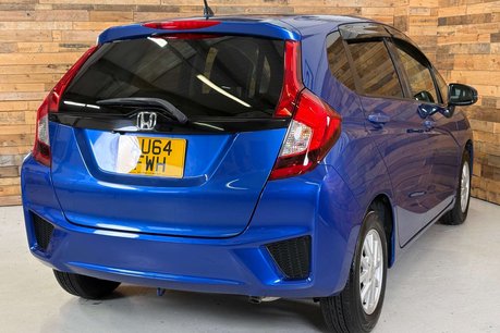 Honda Jazz 1.3L DOHC i-VTEC 6