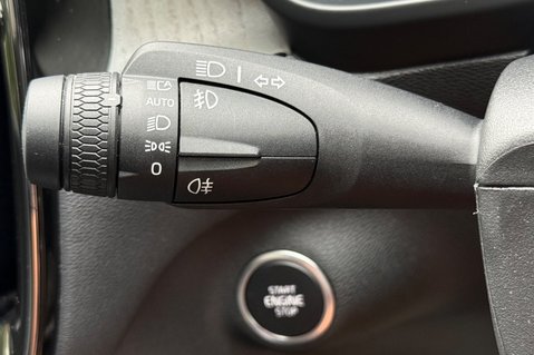 Volvo XC40 B3 ULTRA 57