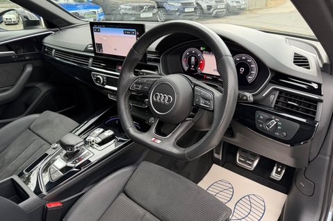 Audi A4 AVANT TDI S LINE BLACK EDITION -B&O - VIRTUAL COCKPIT -REVERSE CAMERA  15
