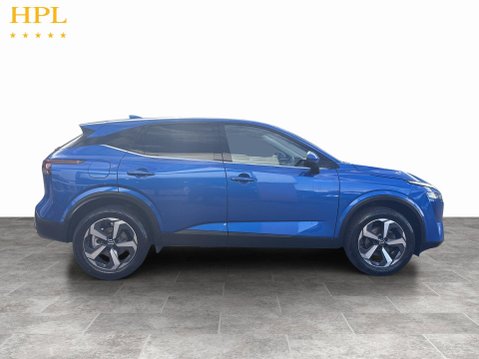 Nissan Qashqai 1.3 DIG-T MHEV N-Connecta SUV 5dr Petrol Hybrid Manual Euro 6 (s/s) (140 ps 8