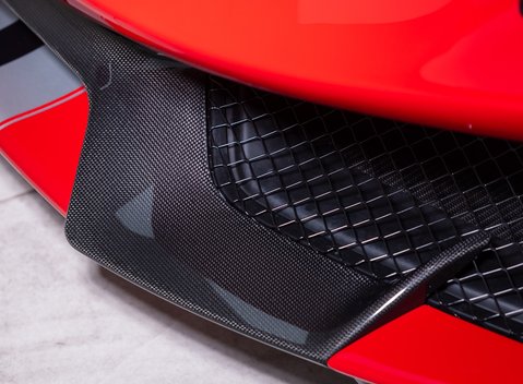 Ferrari 488 Pista 30