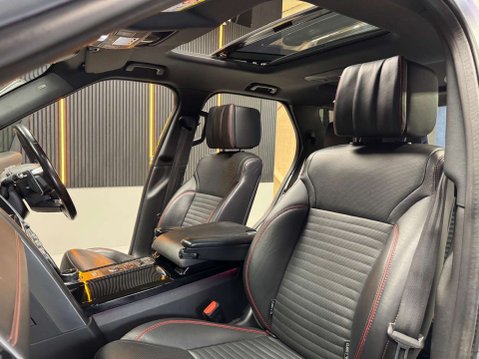 Land Rover Discovery 3.0 Discovery Luxury HSE SDV6 Auto 4WD 5dr 75