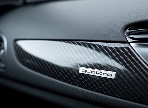 Audi RS6 Avant Performance 21