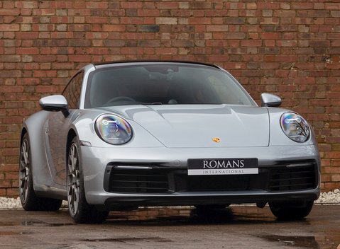Porsche 911 Carrera 4S (992) 1
