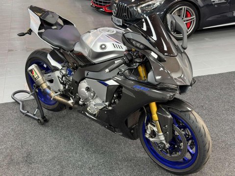 Yamaha R1M 1000 Super Sports Petrol Manual (200 ps) 4