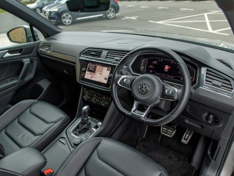 Volkswagen Tiguan R-LINE TDI 4MOTION DSG