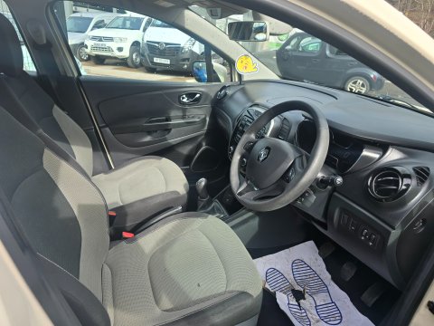 Renault Captur EXPRESSION PLUS ENERGY DCI S/S 10