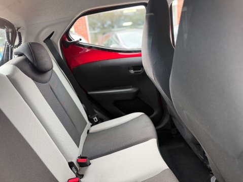 Toyota Aygo 1.0 Aygo X-Play VVT-i 5dr 14