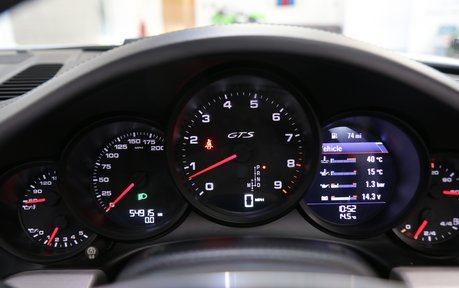 Porsche 911 Carrera 4 GTS Cabriolet - High Specification - Just Serviced 35