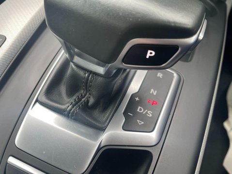 Audi A4 2.0 TDI 35 Technik S Tronic Euro 6 (s/s) 4dr 30