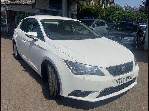 SEAT Leon 1.6 TDI CR SE Euro 5 (s/s) 5dr 5