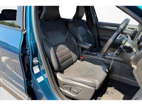 Renault Arkana 1.6 E-TECH Hybrid 145 R.S. Line 5dr Auto 18