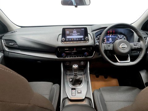 Nissan Qashqai 1.3 DIG-T MHEV Acenta Premium SUV 5dr Petrol Hybrid Manual Euro 6 (s/s) (14 18
