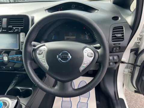 Nissan LEAF 30kWh Tekna Auto 5dr 20