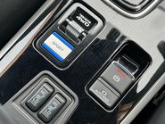 Mitsubishi Outlander PHEV EXCEED 33
