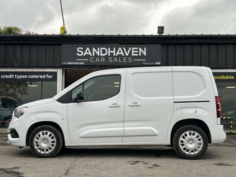 Vauxhall Combo 1.5 Turbo D 2300 Pro Panel Van 5dr Diesel Manual L1 H1 Euro 6 (s/s) (100 ps 7