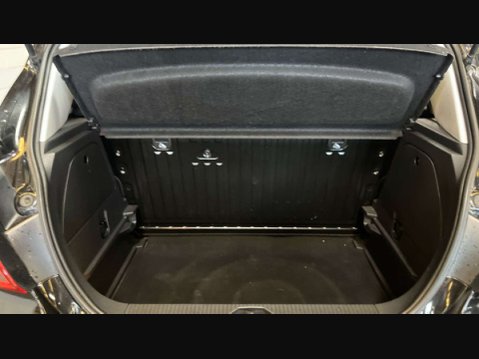 Vauxhall Corsa 1.4 Corsa SRi 5dr 14