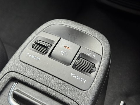 Abarth 500 114kW Turismo 42.2kWh 2dr Auto 29