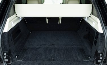 Land Rover Range Rover D350 First Edition 28