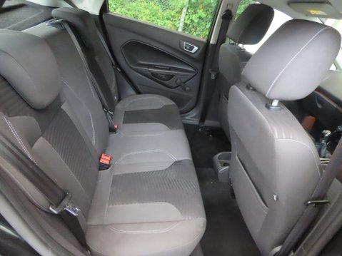 Ford Fiesta ZETEC TDCI 8
