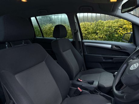 Vauxhall Zafira 1.8 Zafira Design Nav 5dr 33