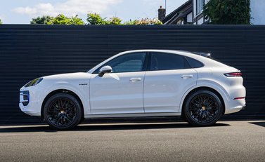 Porsche Cayenne V6 E-HYBRID Coupe 2