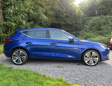 SEAT Leon 1.4 Leon Xcellence Luxury PHEV Semi-Auto 5dr 3