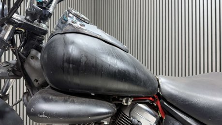 Suzuki Intruder 125 VL 2001 ONLY 13K CRUISER V TWIN PROJECT BIKE 125CC LEARNER 17