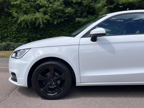 Audi A1 1.0 TFSI Sport S Tronic Euro 6 (s/s) 3dr 32