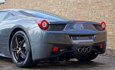 Ferrari 458 Italia 8