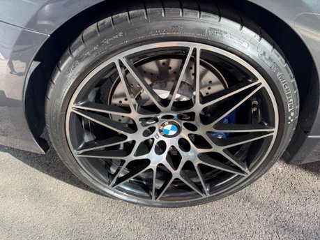 BMW M4 M4 COMPETITION 18