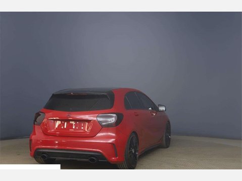 Mercedes-Benz A Class 1.6 A200 AMG Sport Euro 6 (s/s) 5dr 9