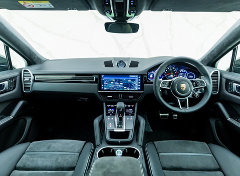 Porsche Cayenne GTS Coupe 19