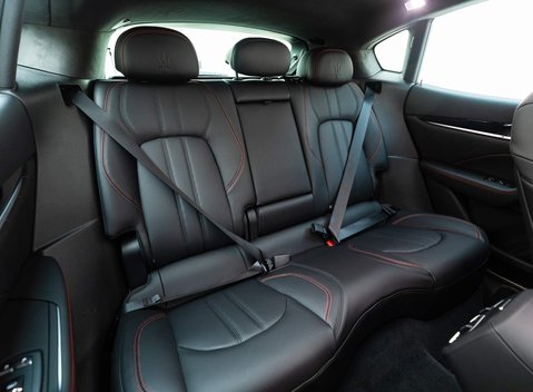 Maserati Levante V6 GRANSPORT 7